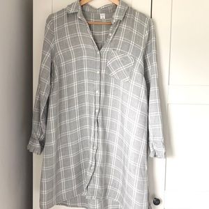 Old Navy Grey & White Plaid Collared Shirt Dress